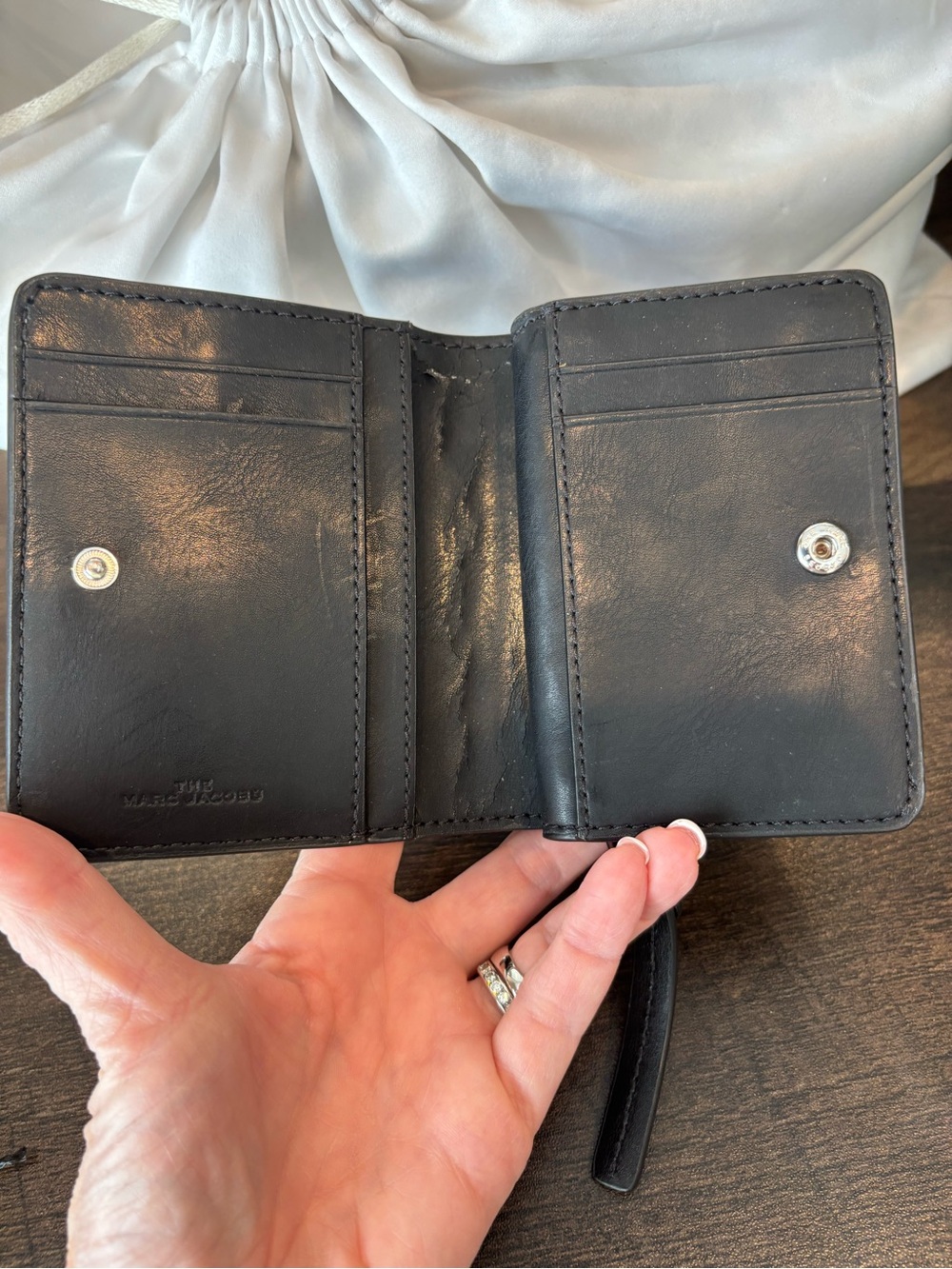 MARC JACOBS Peanuts Leather Wallet - Picture 8 of 9